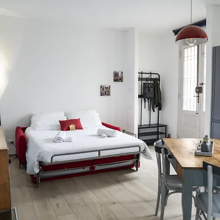 Likehome Mentessi - 1 4 Persone Ferrare