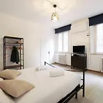 Likehome Mentessi - 1 5 Persone Апартаменты *