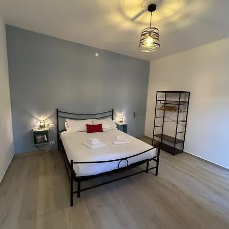 Apartment Likehome Mentessi - 1 4 Persone